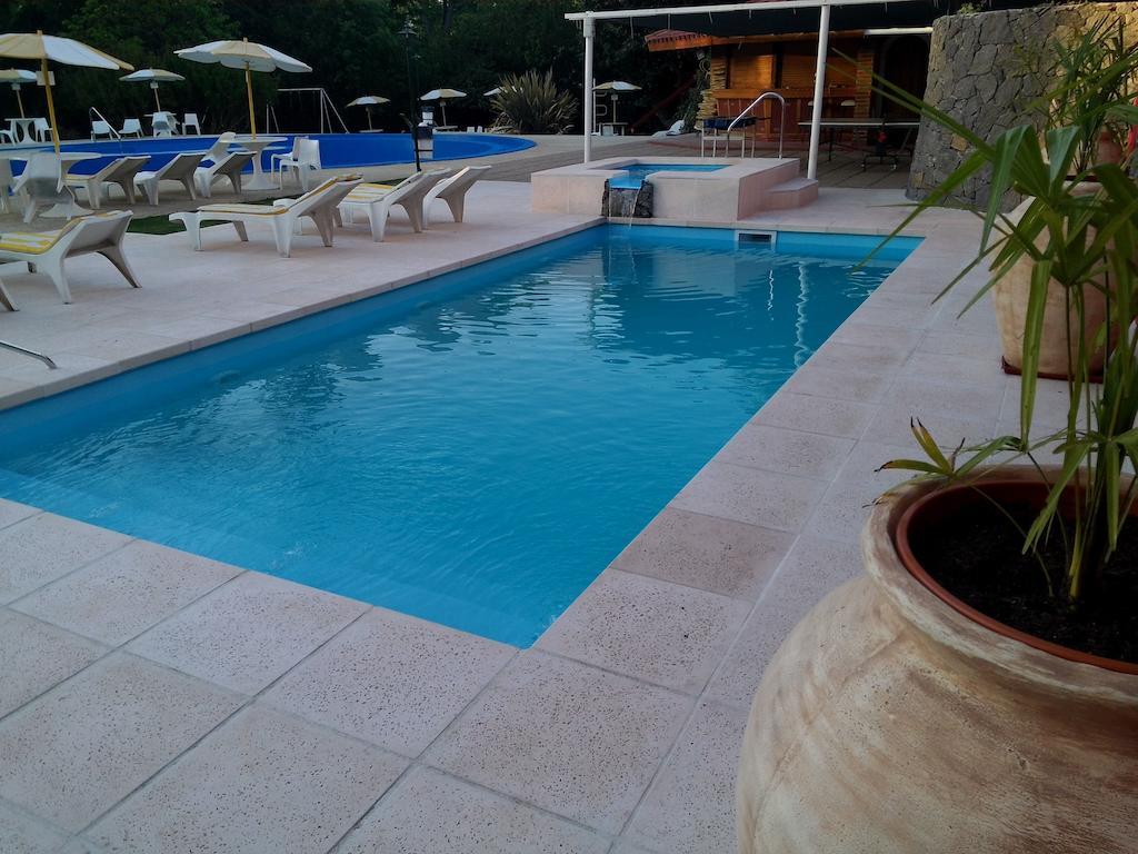 Hotel Edelweiss บียา เฮเนรัล เบลกราโน ภายนอก รูปภาพ